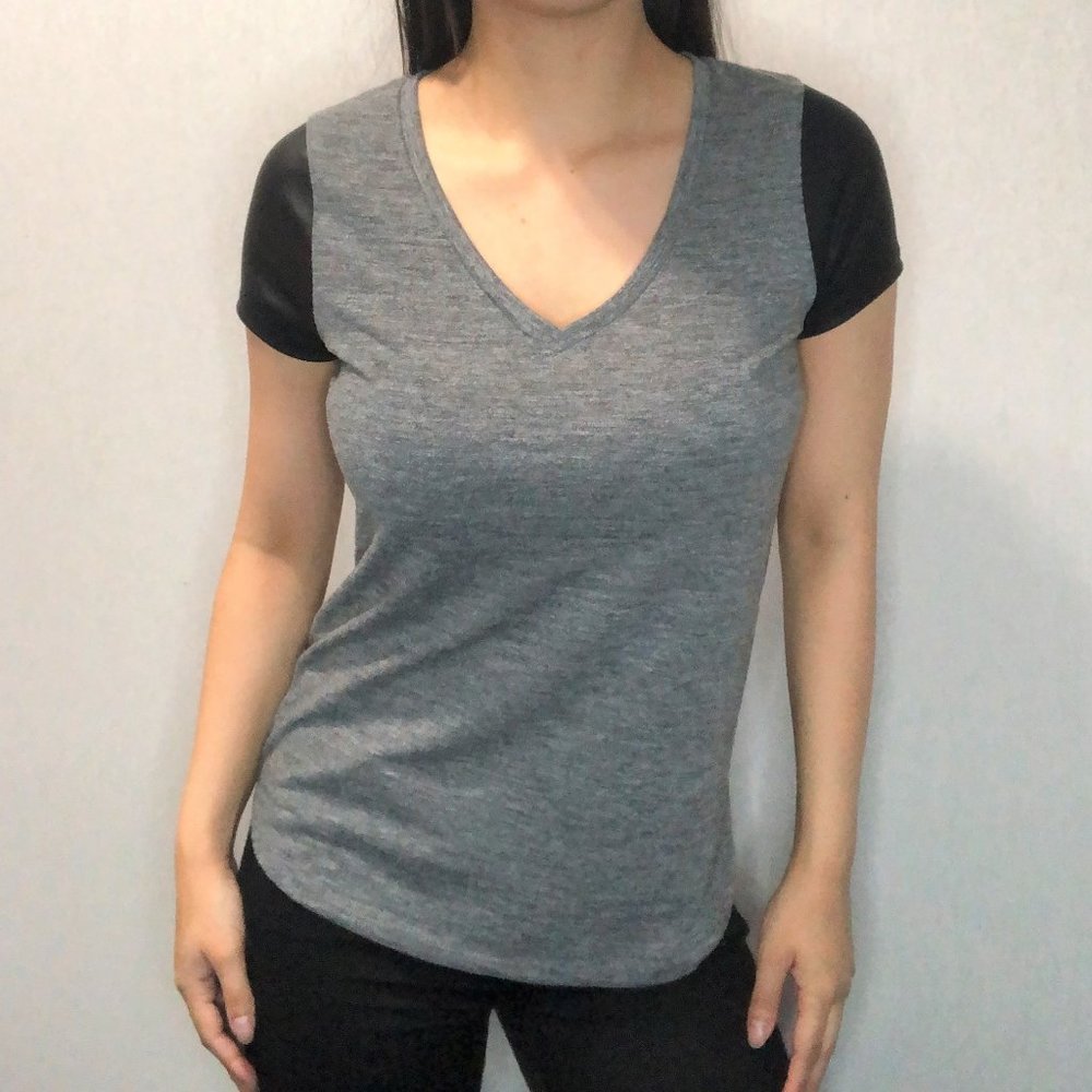 GUESS grey v-neck shirt w faux leather sleeves